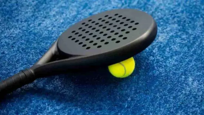 Best Pickleball paddle for intermediate players 